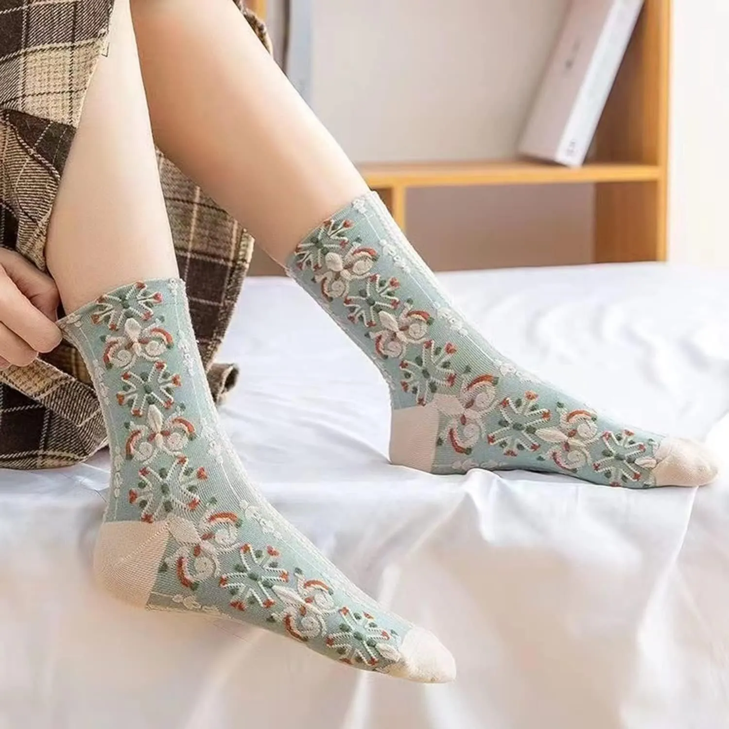 5 Pairs Womens Floral Cotton Socks,Floral Retro Style Novelty Cotton Socks,Winter Thickened Warm Women Vintage Socks