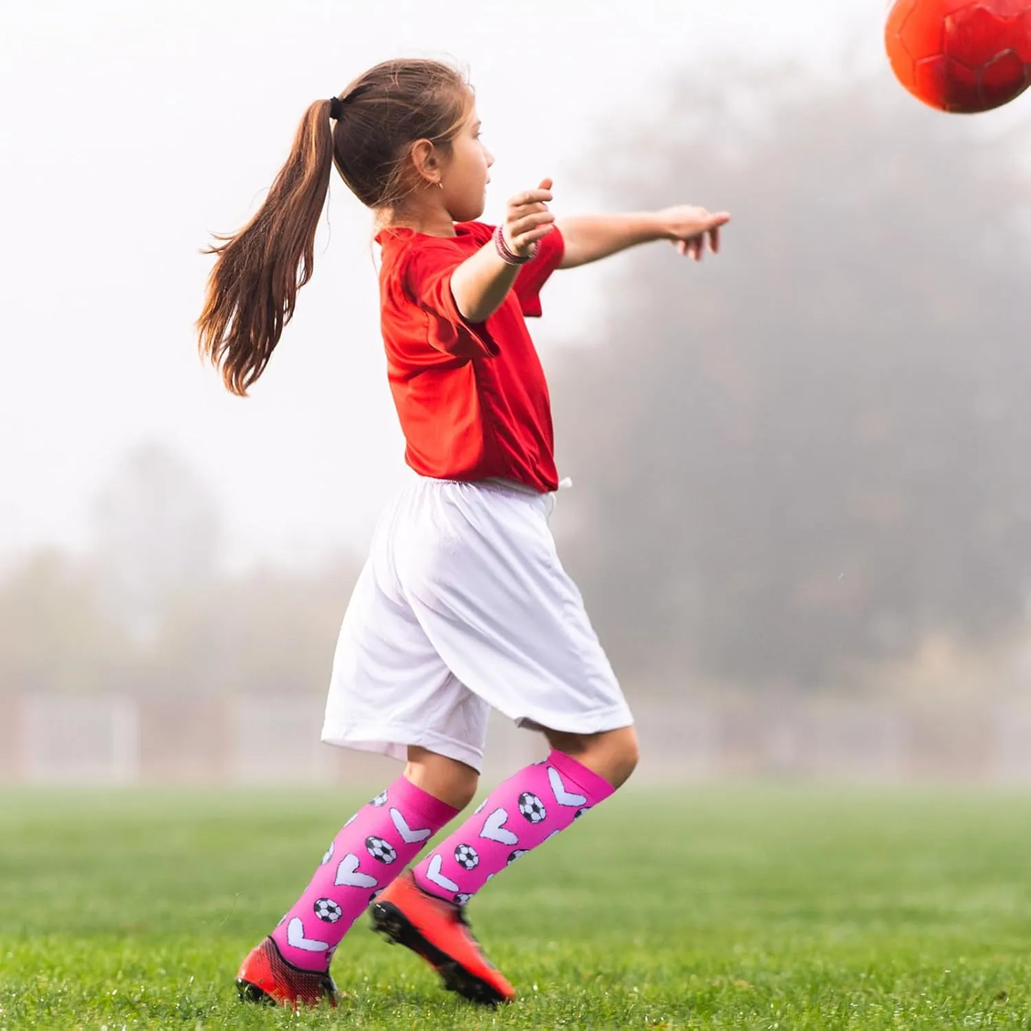 Cindeer 3 Pairs Soccer Novelty Sports Hearts Tube Socks Soccer Gift Knee High Socks for Women Men