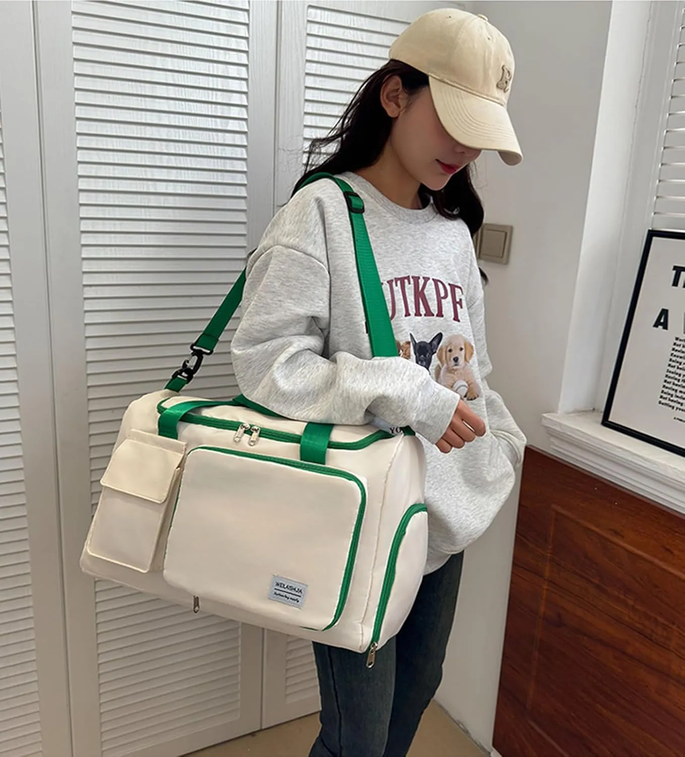 Foldable Travel Carry On Duffel Bags for Women Weekender Overnight Bag with Shoes Compartment Waterproof Gym Bag (White and dark green)
